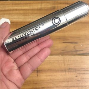 Monat Rejuveniqe oooo